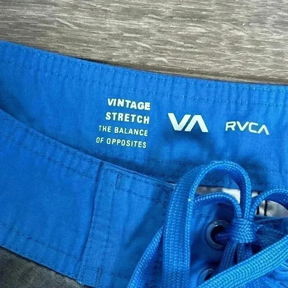 RVCA Mens Size 33 Blue Floral Pattern Surf Board Shorts Swim Trunks I3 - Picture 4 of 8